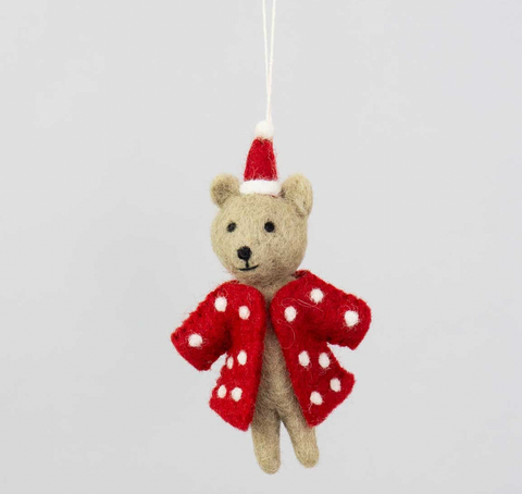 Filzanhänger "Bär mit Jacke" / A World of Craft