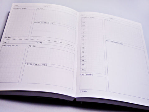 Daily Planner „Athens“ / The Completist