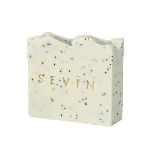 Scrub Porcelain White / Sevin London