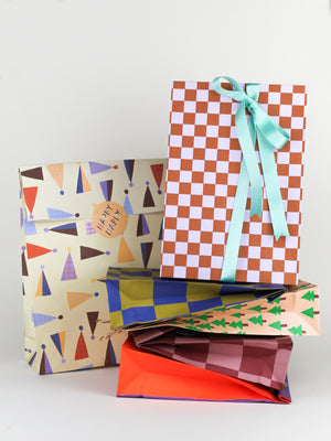 Geschenktüte L "Party Hat" 6 Stück / Anna Katharina Jansen