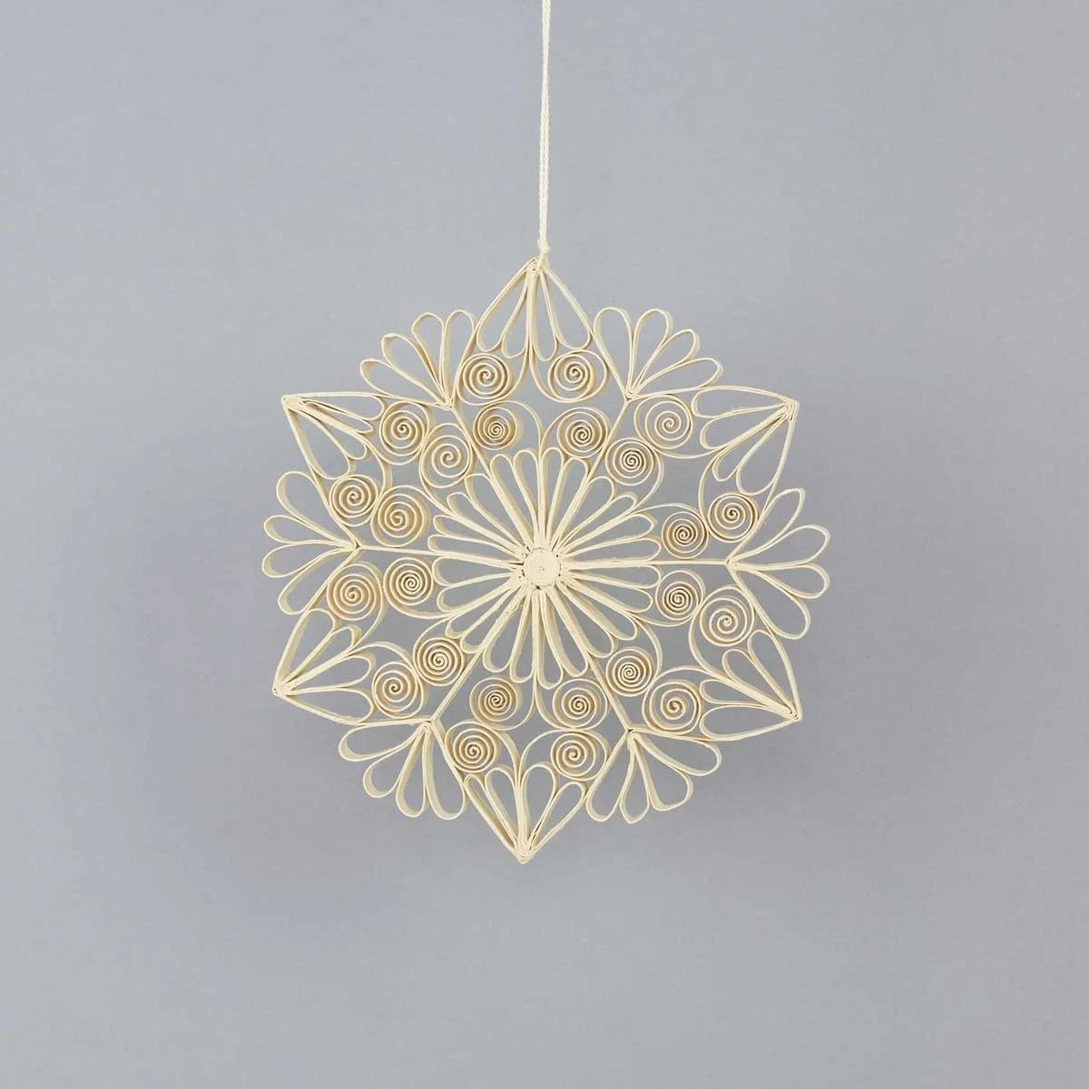 Papieranhänger " Quilled Christmas Ornament L"/  Afroart