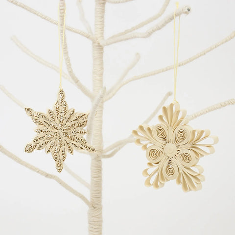 Papieranhänger "Quilled Snowflake" 2-er Set/  Afroart