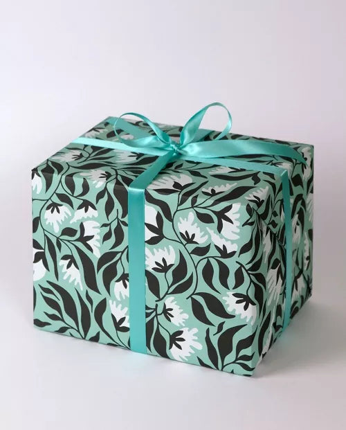 Geschenkpapier "White Flowers" / Haferkorn & Sauerbrey