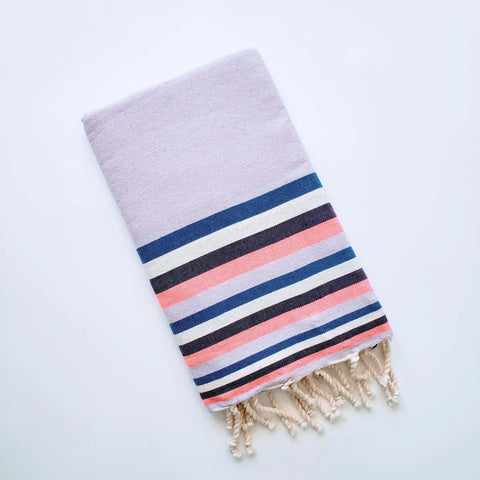 Strandtuch "Lola Lavendel" / Wonderfouta