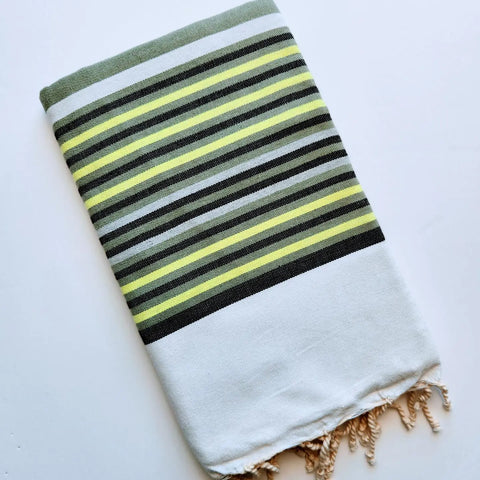 Strandtuch "Creme-Kakigrün" / Wonderfouta
