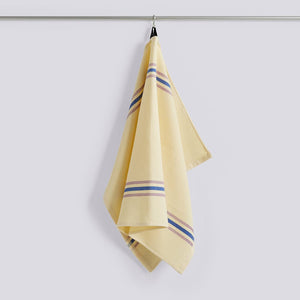 Geschirrtuch „Canteen“ creme & Blau / HAY