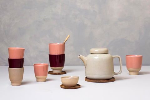 Steinguttasse "Rutunda" M rozy dotted 260ml / Kinta