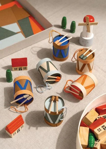 Wichteltanz & Kerzenglanz“ / Karoline Lawson