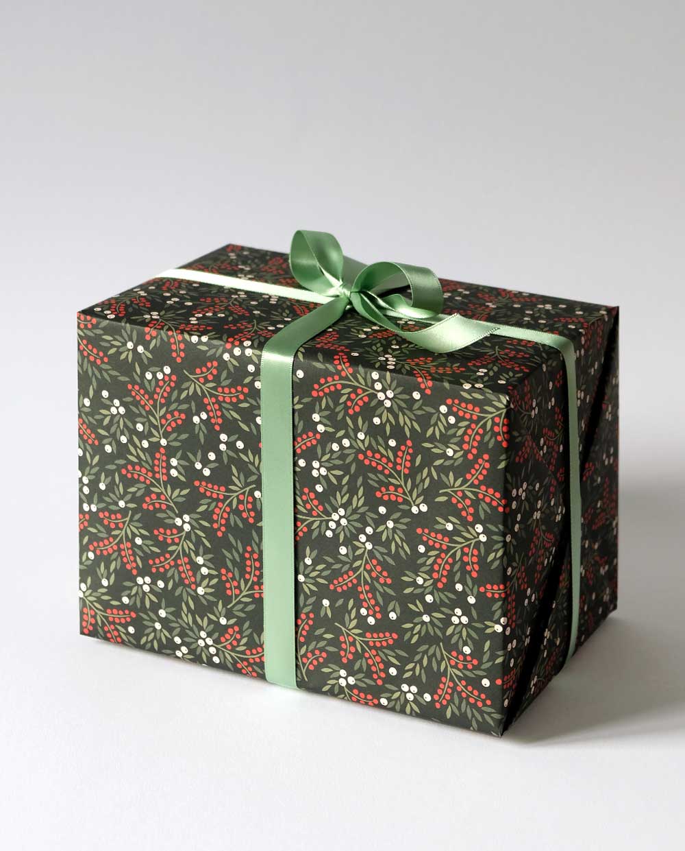 Geschenkpapier "White & Red Berries" / Haferkorn & Sauerbrey